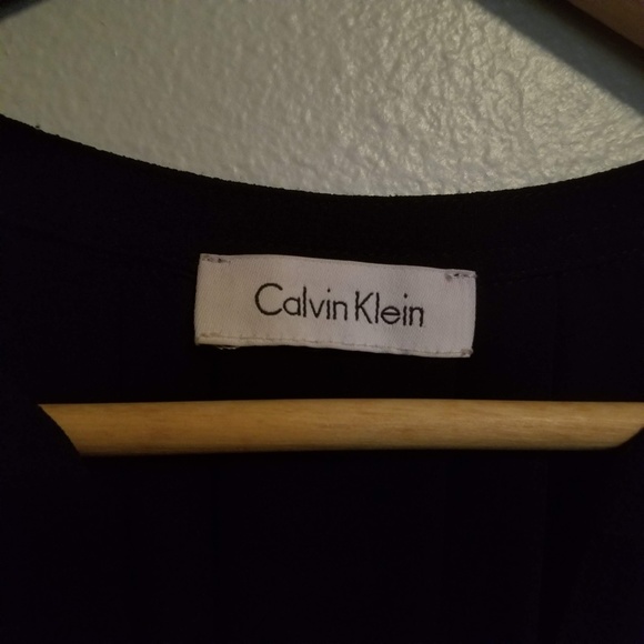 Calvin Klein Flowy Blouse - Picture 6 of 6